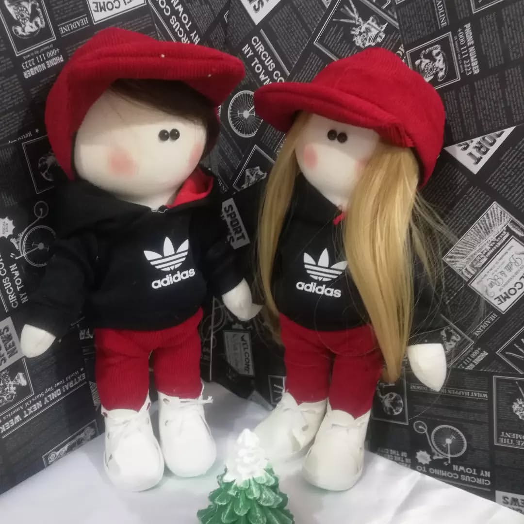 عروسک‌  روسی کلاه کپ